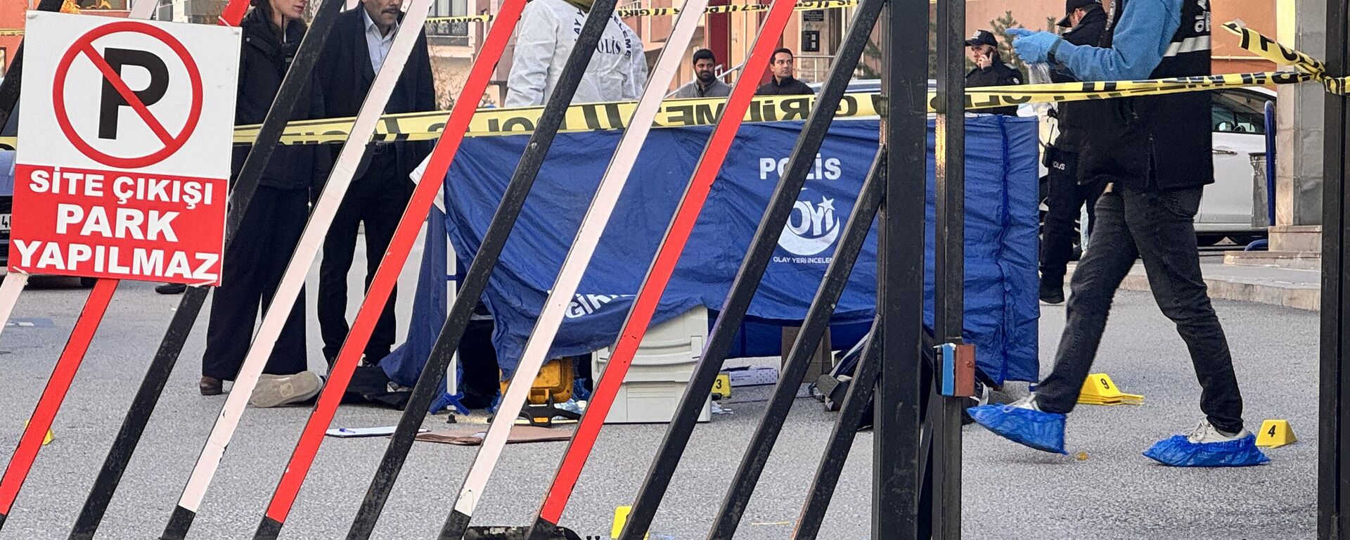 Erzurum'da bir kişi tartıştığı kadını silahla öldürdükten sonra intihar etti - Sputnik Türkiye, 1920, 03.11.2025