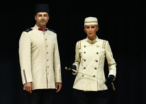 Etkinliğin adı &#x27;Atatürk Kıyafetleri Defilesi&#x27; olarak belirlendi. - Sputnik Türkiye