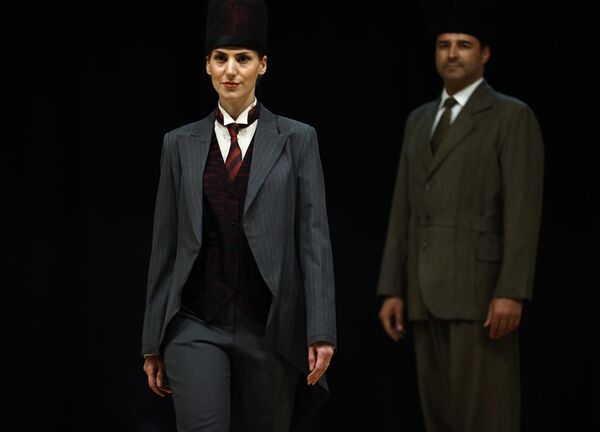 'Atatürk Kıyafetleri' defilesi düzenlendi - Sputnik Türkiye