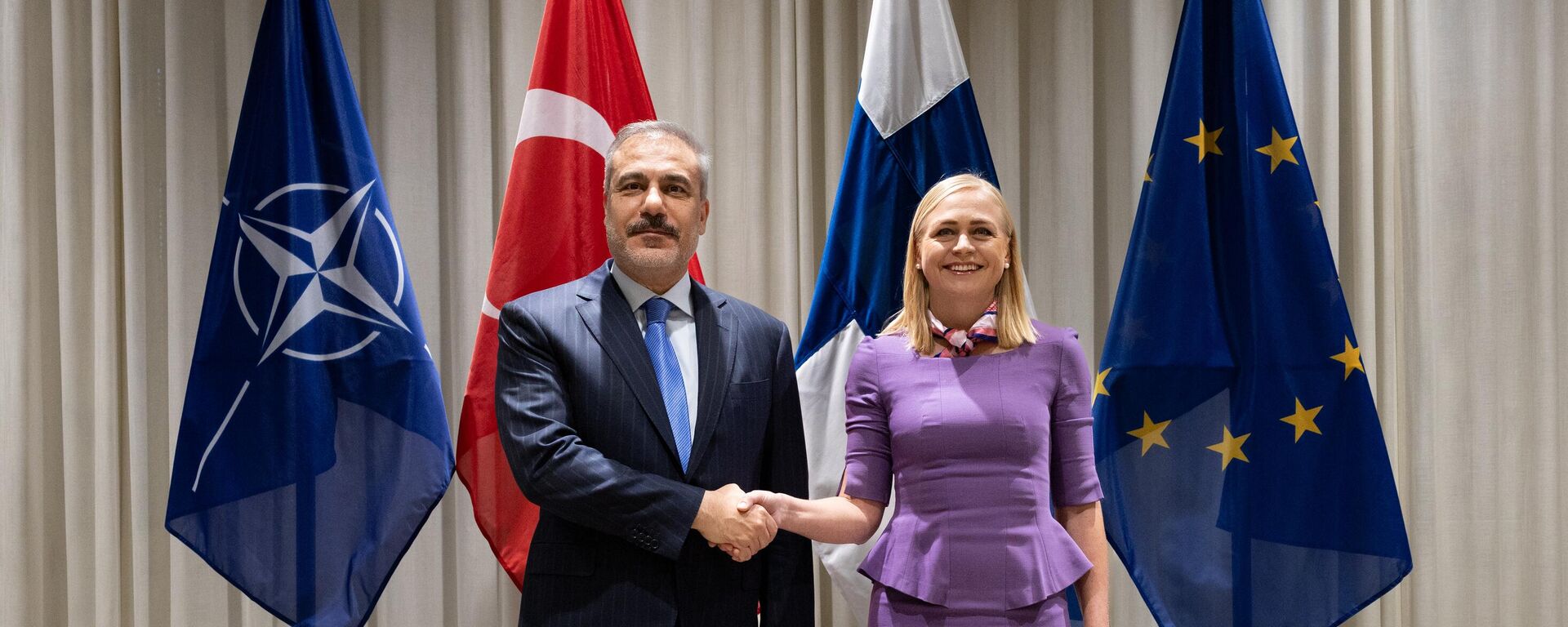 Hakan Fidan ve Elina Valtonen - Sputnik Türkiye, 1920, 05.11.2025