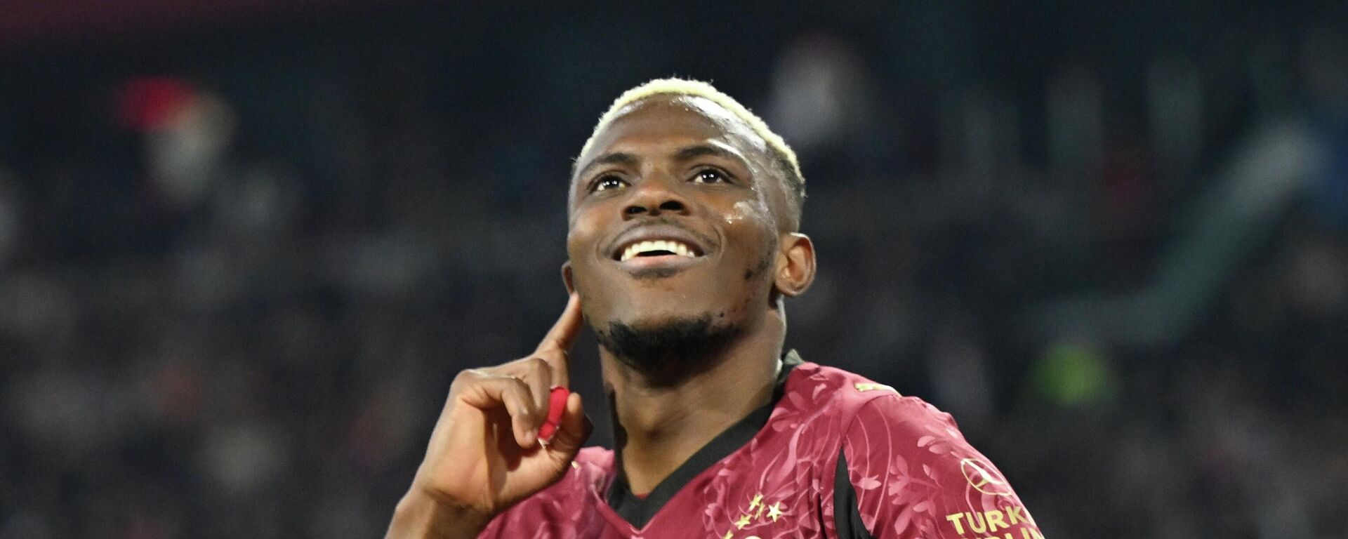 Osimhen - Sputnik Türkiye, 1920, 06.11.2025