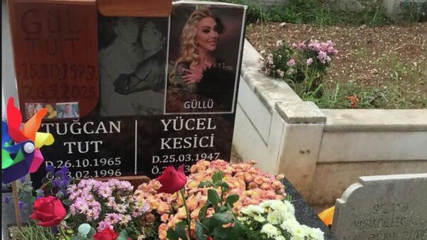 şarkıcı Güllü - Sputnik Türkiye