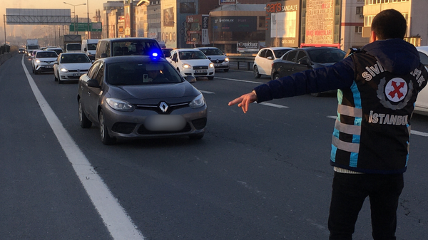 Çakarlı araç - Sputnik Türkiye