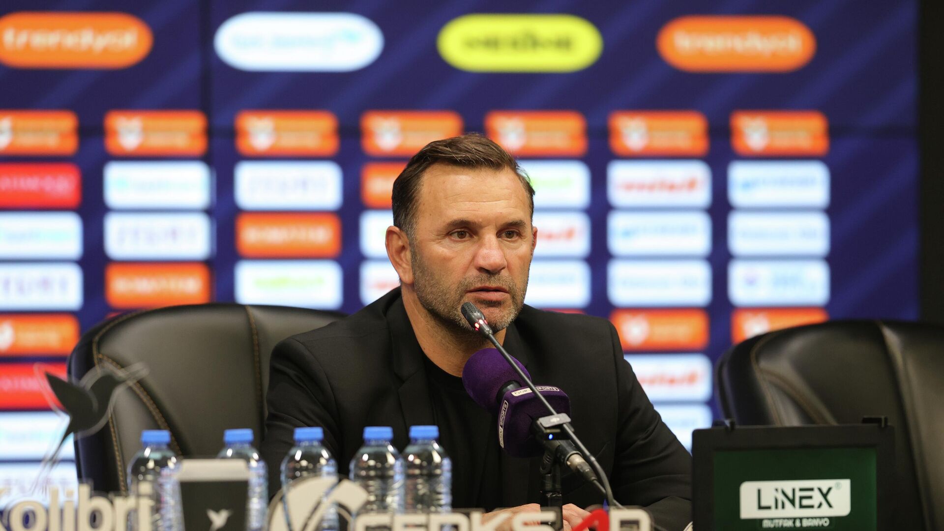 Okan Buruk Okan Buruk - Sputnik Türkiye, 1920, 10.11.2025