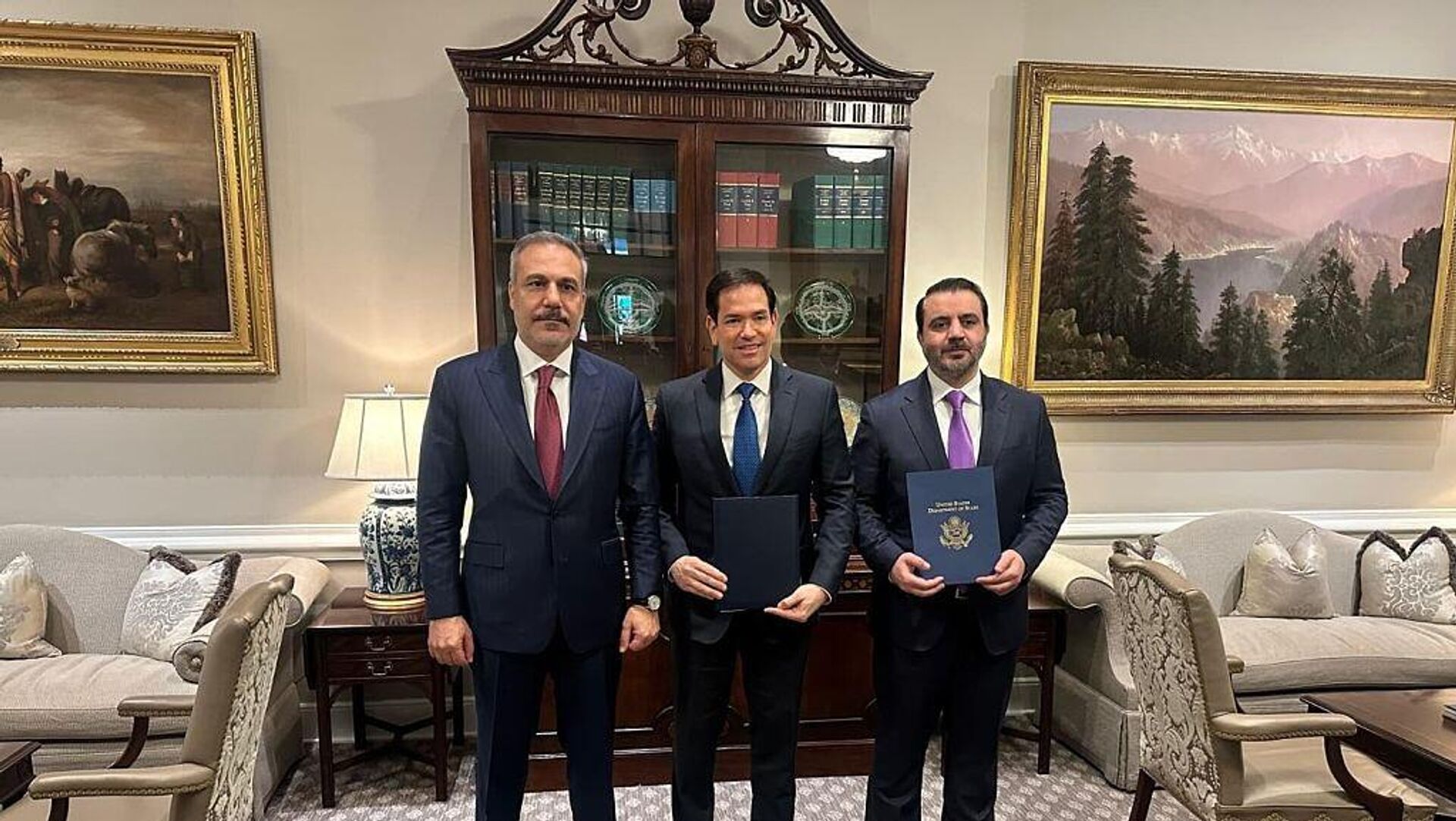 Fidan, Rubio, Şeybani - Sputnik Türkiye, 1920, 11.11.2025