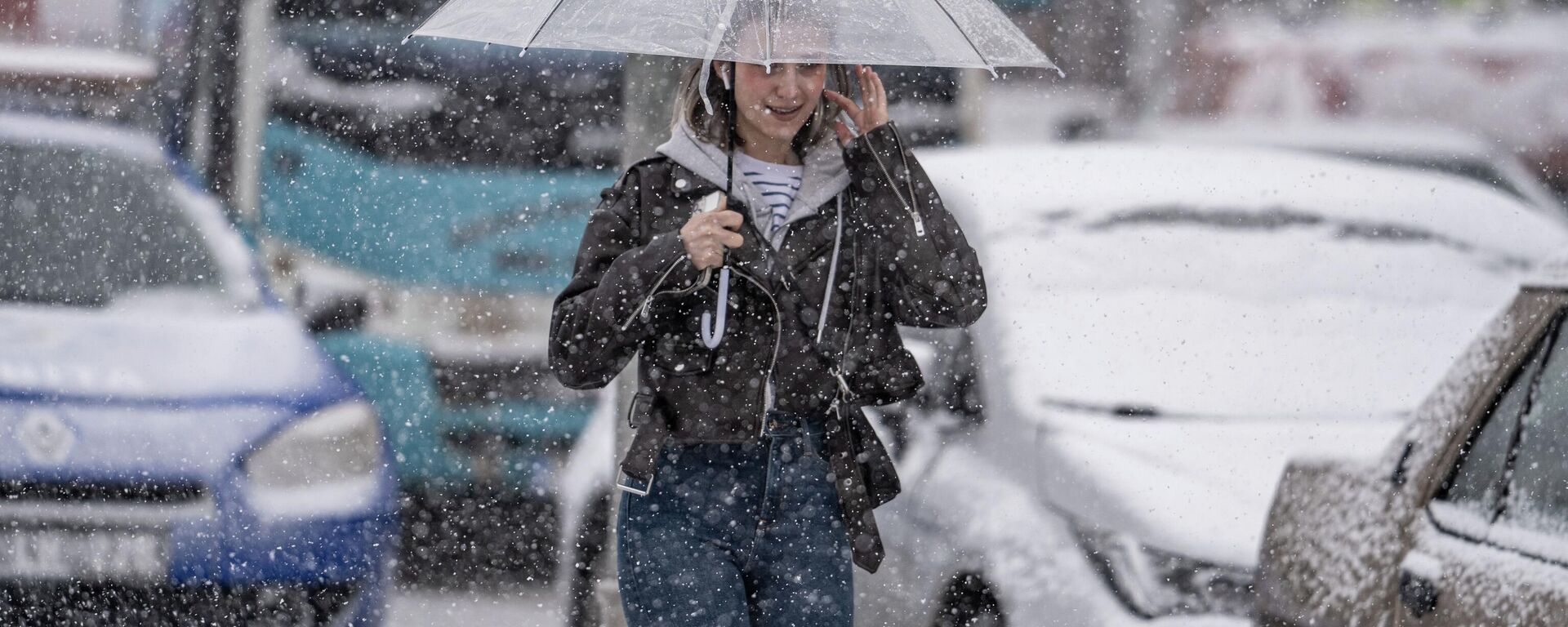 Kar yağışı - Sputnik Türkiye, 1920, 26.11.2025