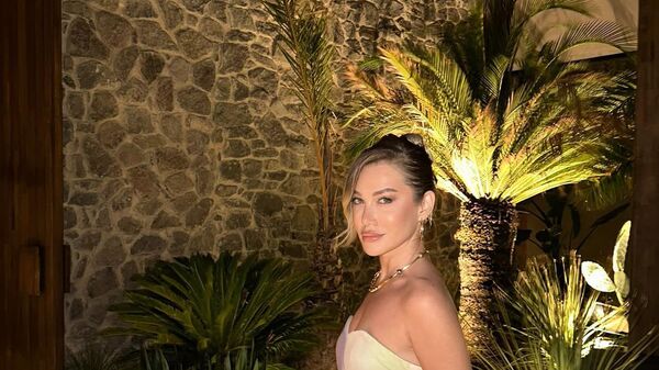 Yasemin Arı sosyal medya  - Sputnik Türkiye