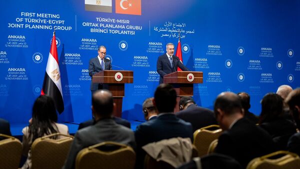 Dışişleri Bakanı Hakan Fidan ile Mısır Dışişleri, Göç ve Yurtdışı Mısırlılar Bakanı Bedir Abdulati’nin eş başkanlığında Türkiye–Mısır Ortak Planlama Grubu Birinci Toplantısı Ankara’da gerçekleştirildi.  - Sputnik Türkiye
