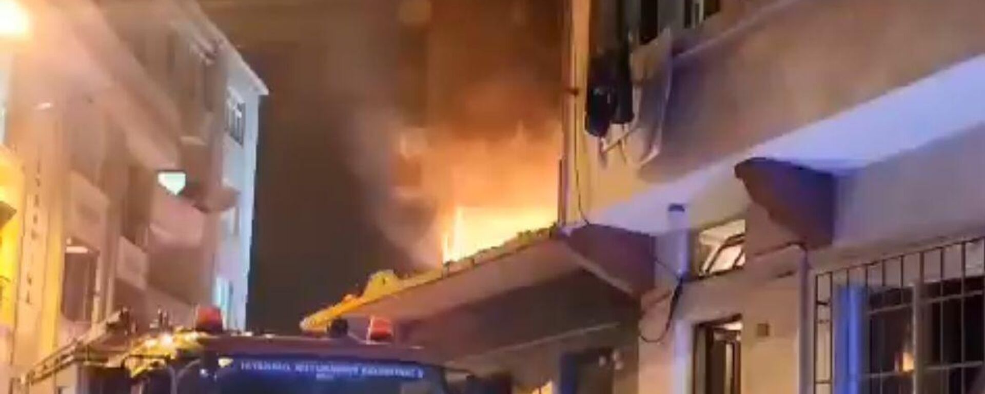 İstanbul Kağıthane'de patlama meydana geldi - Sputnik Türkiye, 1920, 12.11.2025