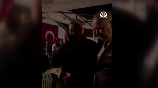 Cumhurbaşkanı Erdoğan, şehit Astsubay Başçavuş İlker Aykut'un babasıyla telefonda görüşerek başsağlığı diledi - Sputnik Türkiye