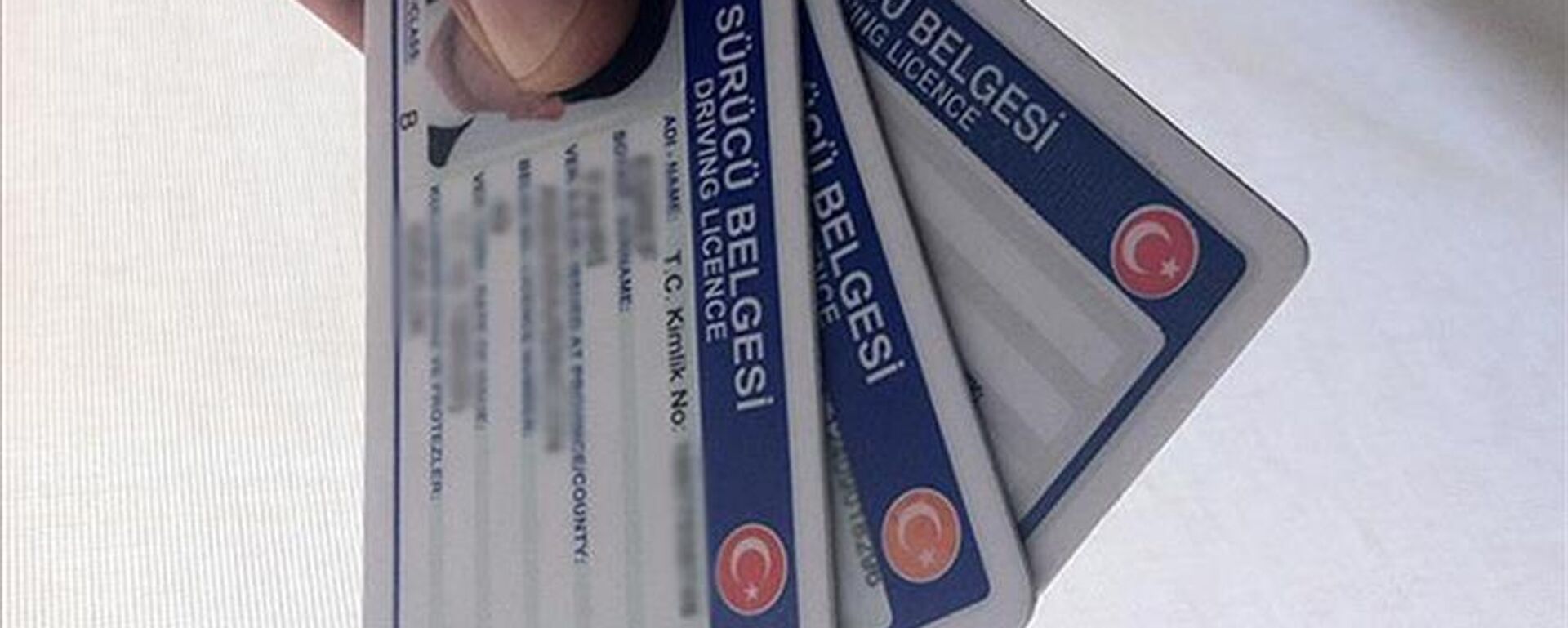 Eski tip ehliyeti - Sputnik Türkiye, 1920, 13.11.2025