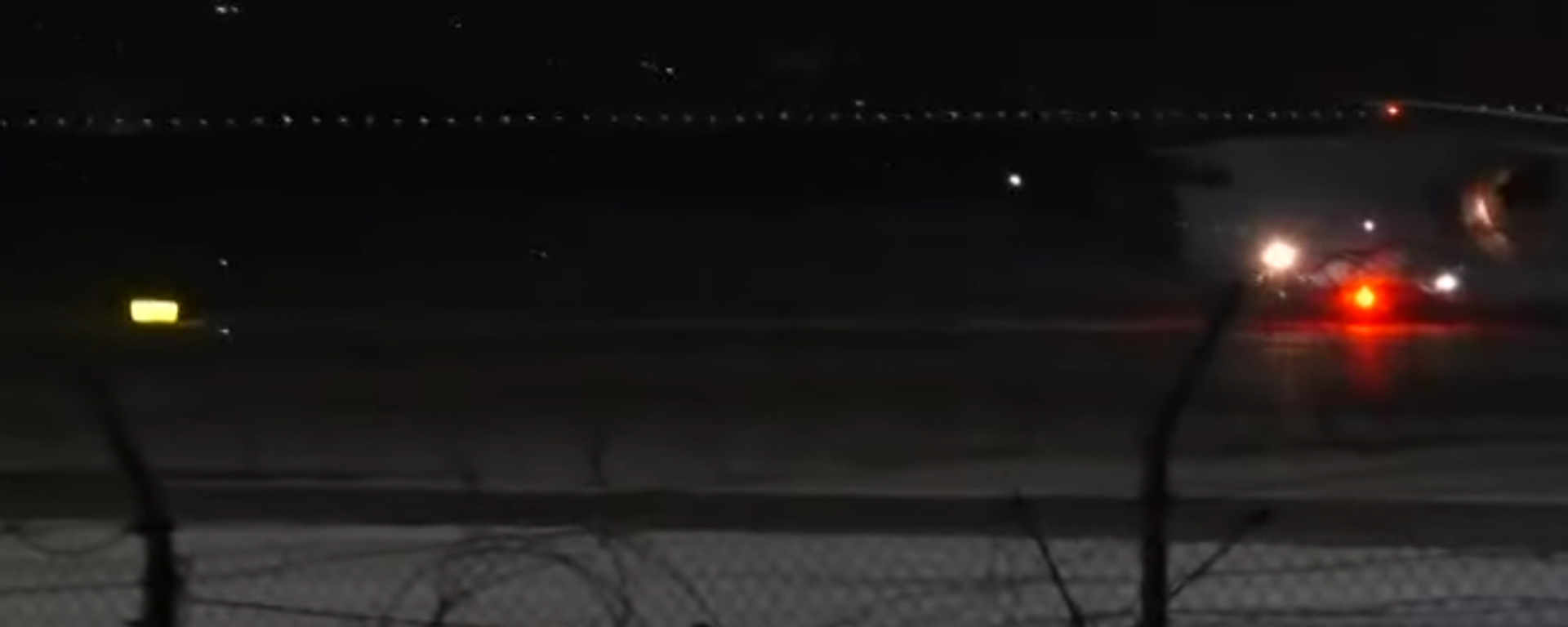 Şehitleri taşıyan uçak - Sputnik Türkiye, 1920, 13.11.2025