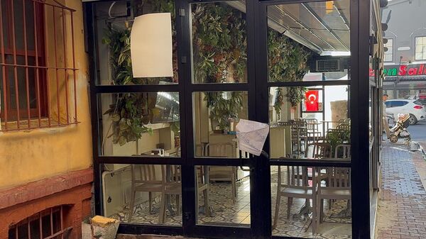 Fatih'te gıda zehirlenmesi şüphesiyle vefat eden 2 çocuğun annesi de hayatını kaybetti
 - Sputnik Türkiye