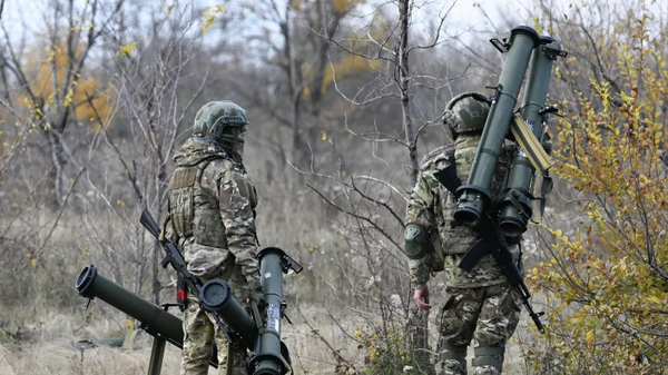 Rus askerleri operasyon bölgesinde - Sputnik Türkiye