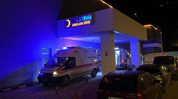 Kastamonu'nun Doğanyurt ilçesinde mevlit programında ikram edilen ayran ve tavuklu pilavdan yiyeneler hastaneye başvurdu.  - Sputnik Türkiye