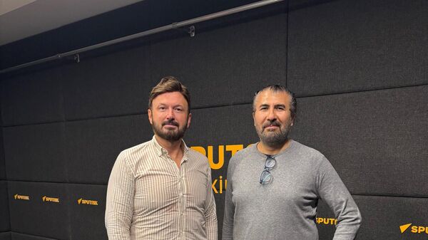 Gündem Dışı - Romancı Arif Ergin - Sputnik Türkiye