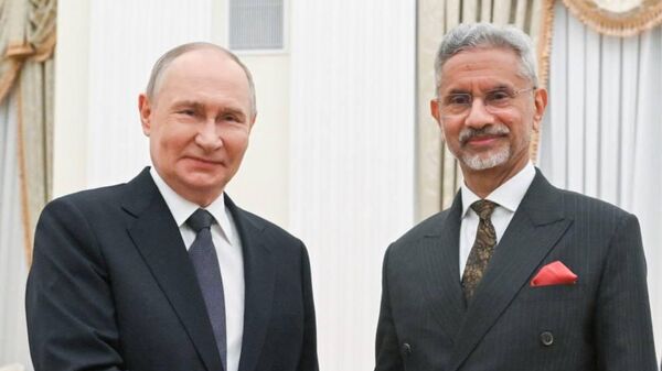 Putin, Hindistan Dışişleri Bakanı Jaishankar ile görüştü - Sputnik Türkiye