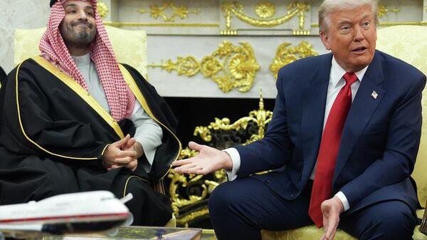 ABD Başkanı Donald Trump, Suudi Arabistan Veliaht Prensi Muhammed bin Selman - Sputnik Türkiye
