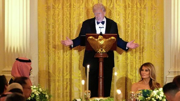 ABD Başkanı Donald Trump, Suudi Arabistan Veliaht Prensi Muhammed bin Selman - Sputnik Türkiye