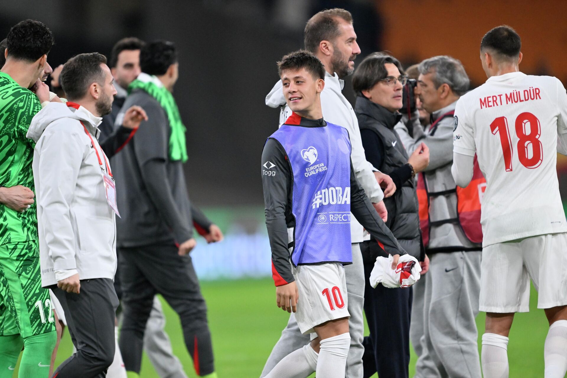 Vincenzo Montella - Sputnik Türkiye, 1920, 19.11.2025