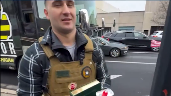 ABD'nin Dearborn kentinde Kur'an-ı Kerim yakma teşebbüsü - Sputnik Türkiye