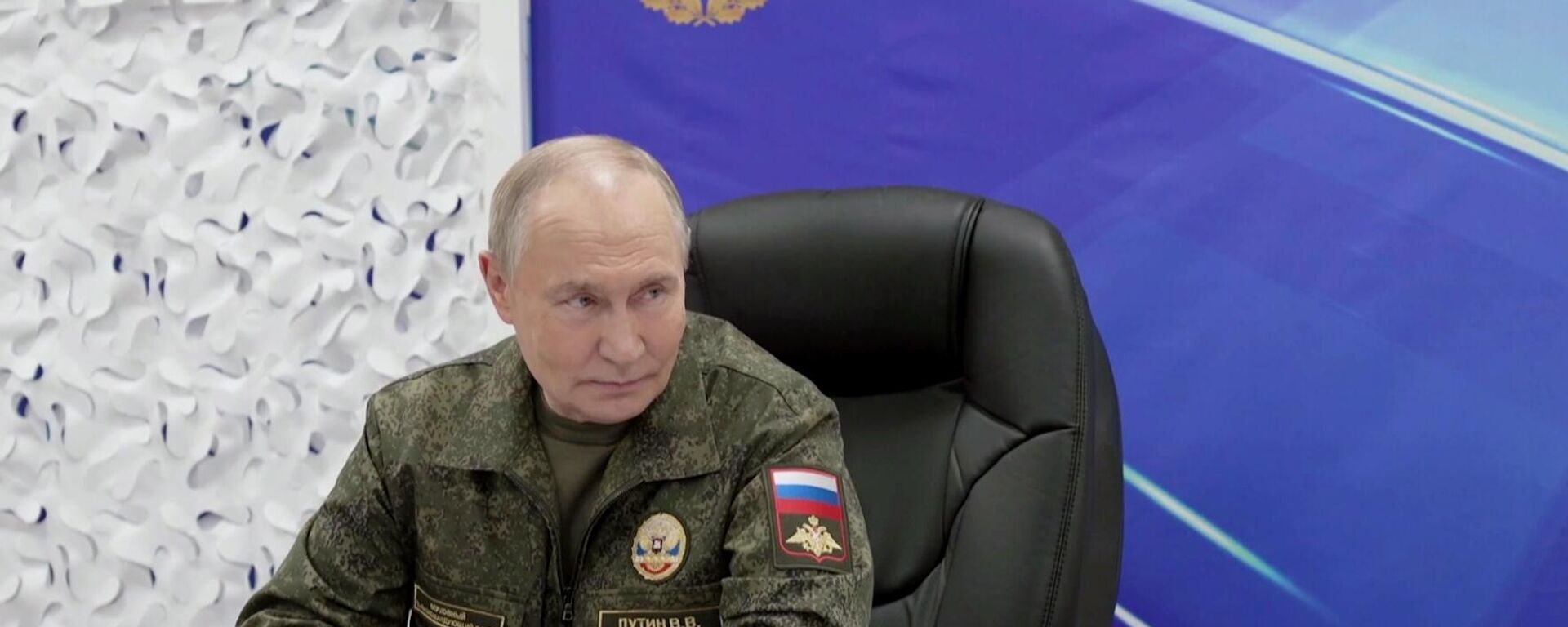 Президент Владимир Путин посетил командный пункт группировки Запад - Sputnik Türkiye, 1920, 27.12.2025