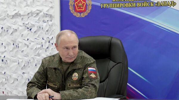 Президент Владимир Путин посетил командный пункт группировки Запад - Sputnik Türkiye