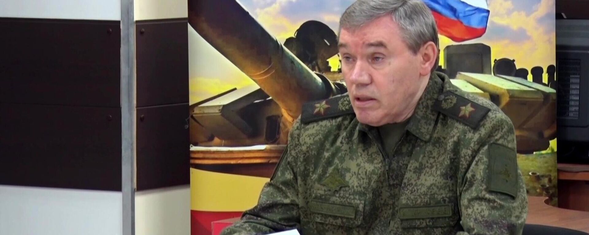 Президент Владимир Путин посетил командный пункт группировки Запад - Sputnik Türkiye, 1920, 18.12.2025