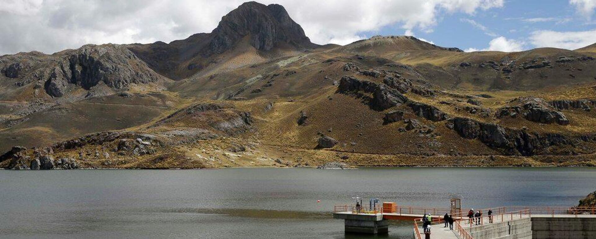 Monte Sierpe’nin gizemi: Binlerce delik yıllar sonra anlaşılmaya başlandı - Sputnik Türkiye, 1920, 22.11.2025