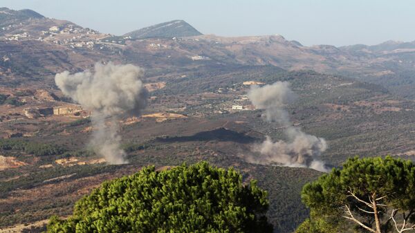 İsrail Ordusu Lübnan'ın güney ve doğu bölgelerine hava saldırıları gerçekleştirdi - Sputnik Türkiye