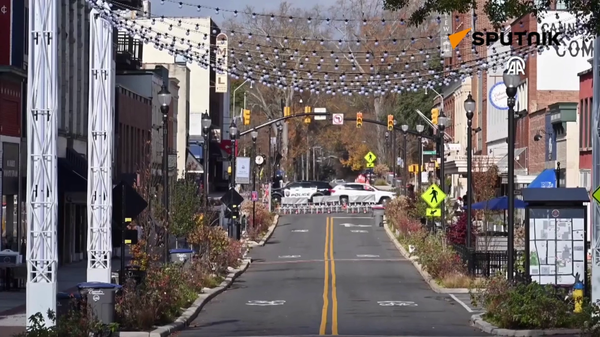 ABD’nin Concord kentinde yılbaşı ağacı ışıklandırma etkinliğinde silahlı saldırı: 4 kişi yaralandı - Sputnik Türkiye