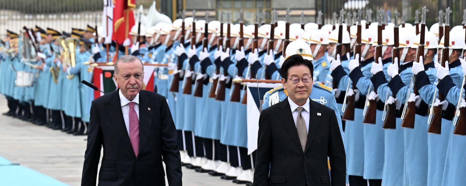 Cumhurbaşkanı Erdoğan, Güney Kore Devlet Başkanı Lee Cumhurbaşkanı Erdoğan, Güney Kore Devlet Başkanı Lee - Sputnik Türkiye, 1920, 24.11.2025