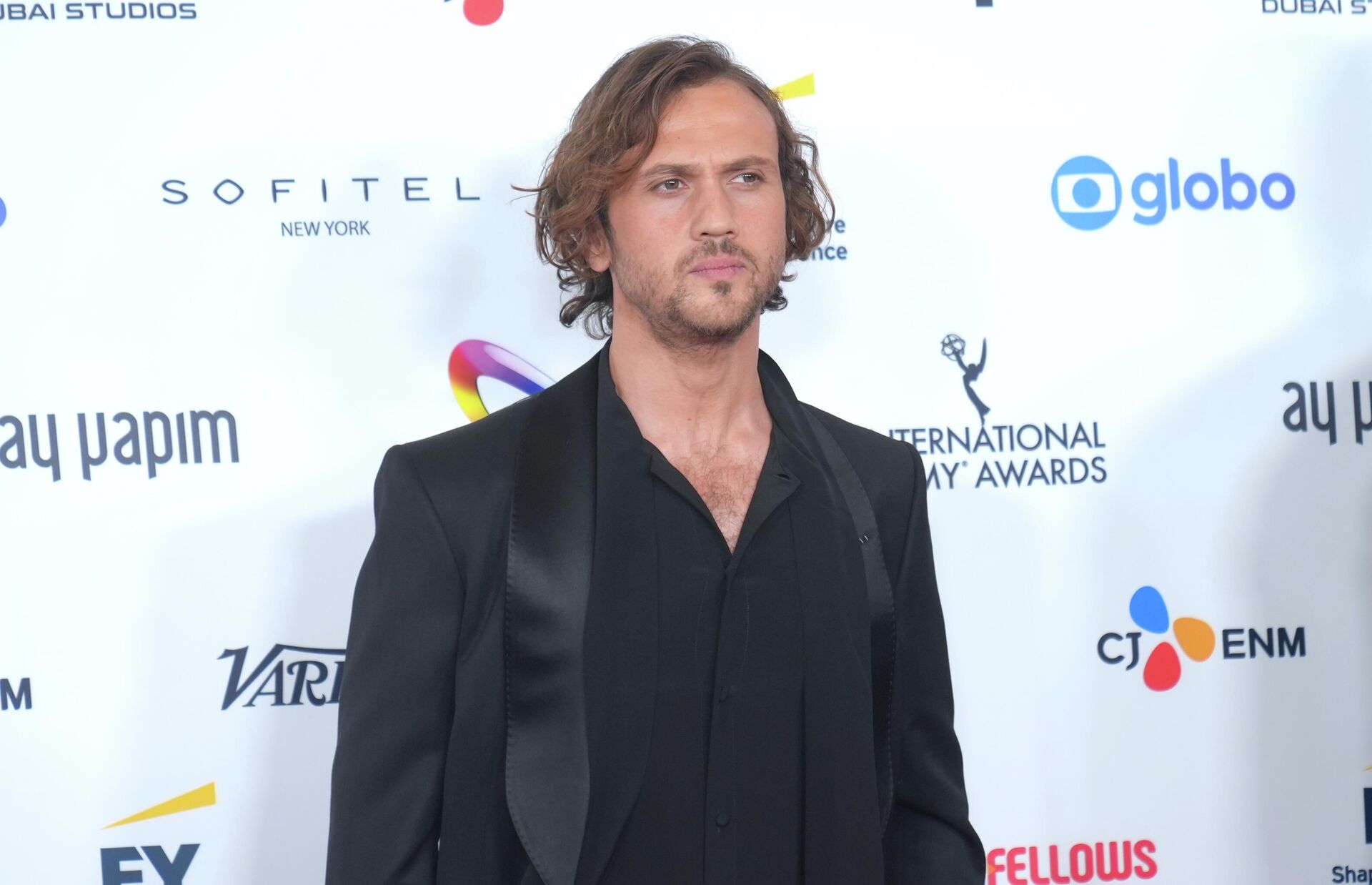 Deha dizisi oyuncuları - Sputnik Türkiye, 1920, 25.11.2025