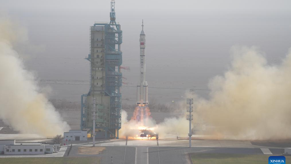 China launches the Shenzhou-22 spaceship from the Jiuquan Satellite Launch Center in northwest China on Nov. 25, 2025.  - Sputnik Türkiye