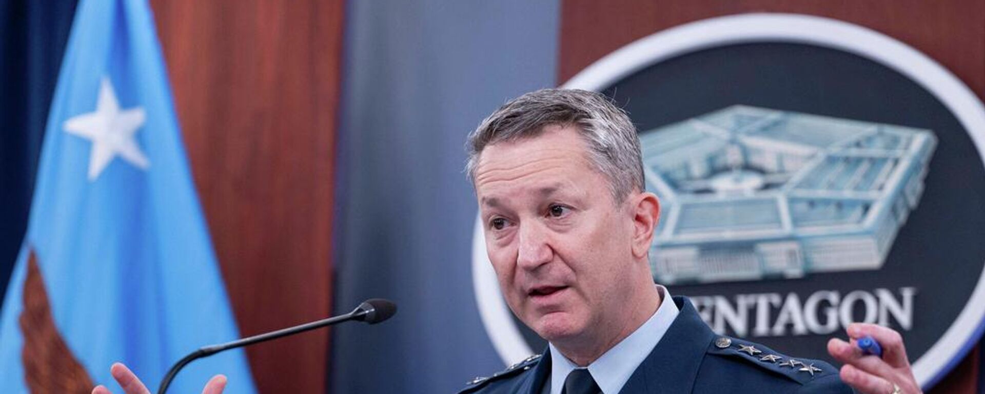  Dan Caine - Sputnik Türkiye, 1920, 25.11.2025