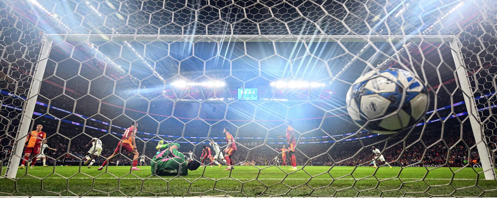 Gol - Sputnik Türkiye, 1920, 28.11.2025