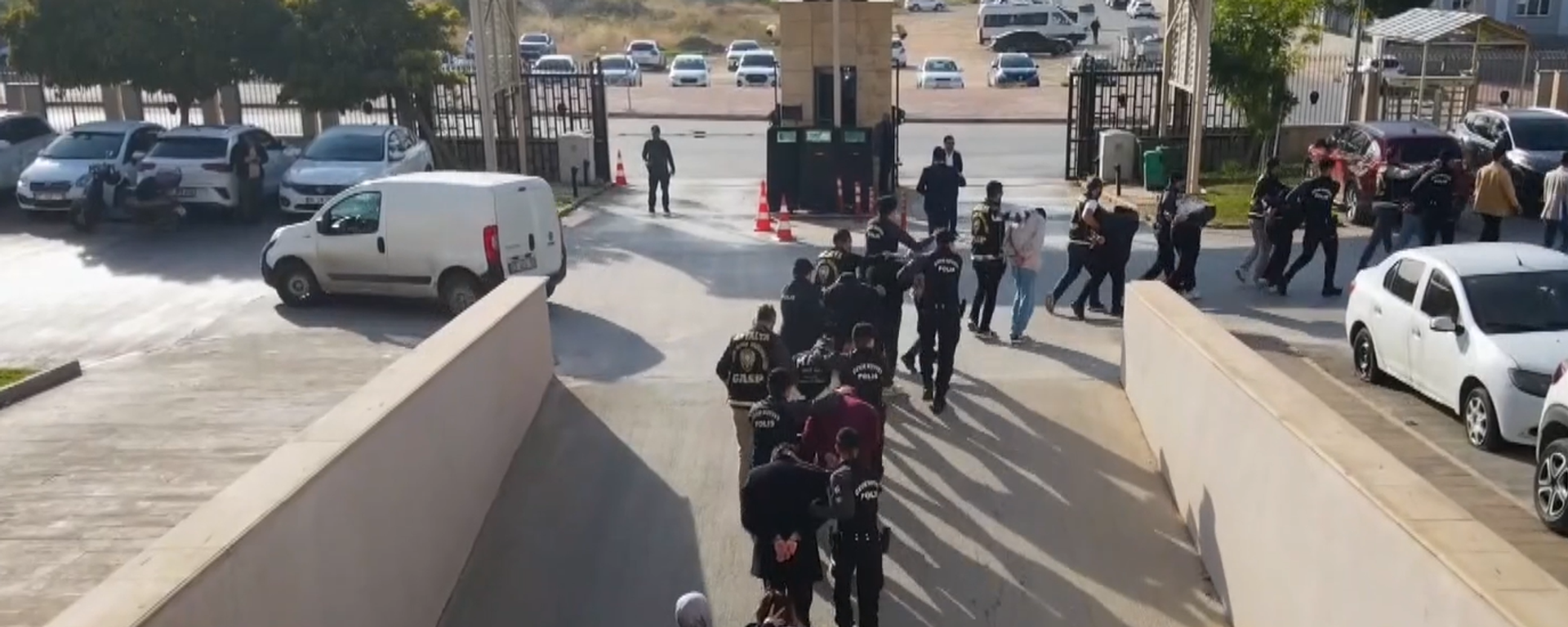 polis operasyon - Sputnik Türkiye, 1920, 26.11.2025