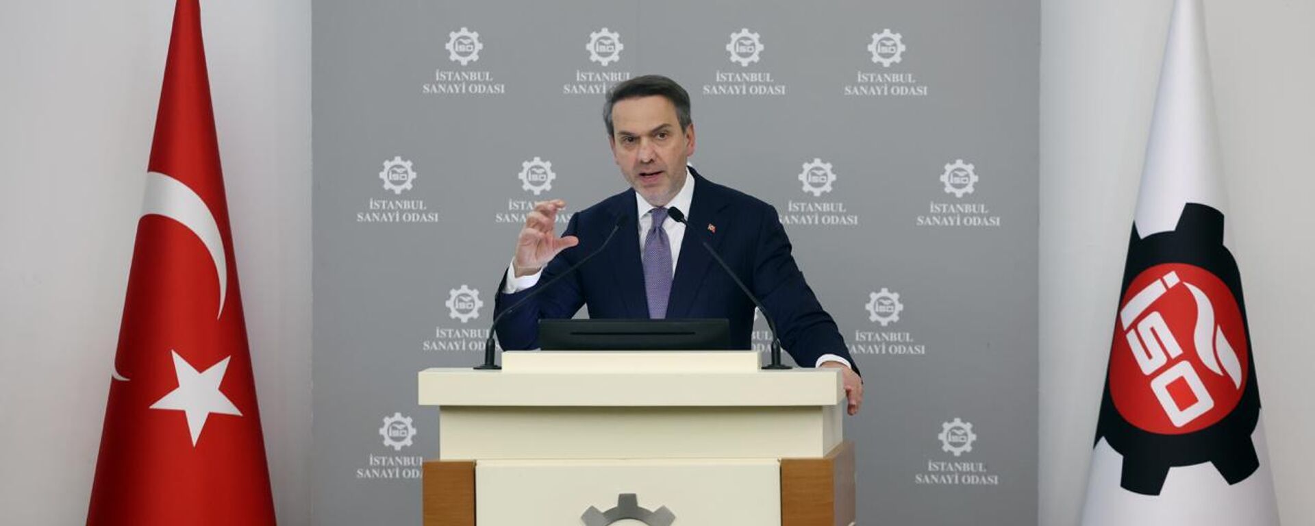 Alparslan Bayraktar - Sputnik Türkiye, 1920, 26.11.2025