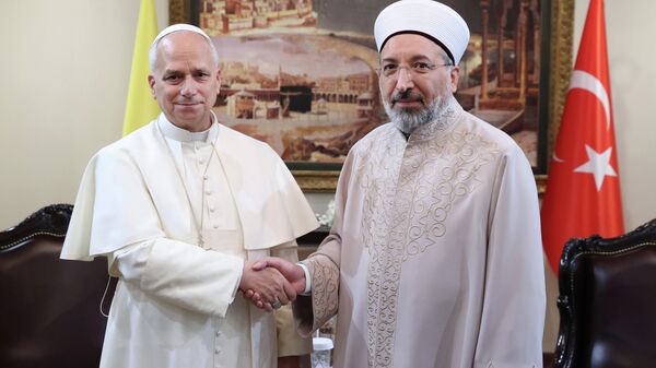 Papa 14. Leo, Diyanet İşleri Başkanlığı'nı ziyaret etti - Sputnik Türkiye