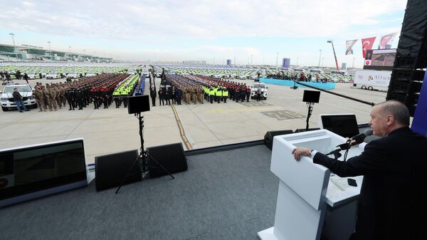 Cumhurbaşkanı Recep Tayyip Erdoğan
 - Sputnik Türkiye