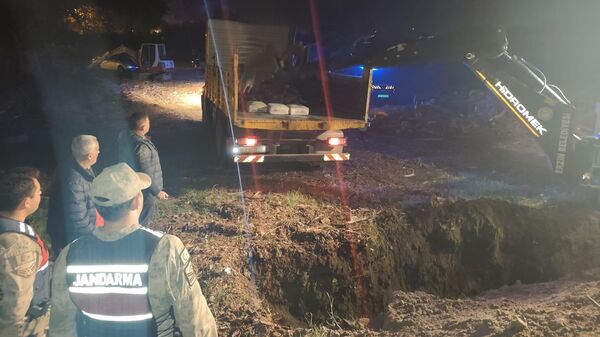 Menşei belirsiz 1 ton et - Sputnik Türkiye