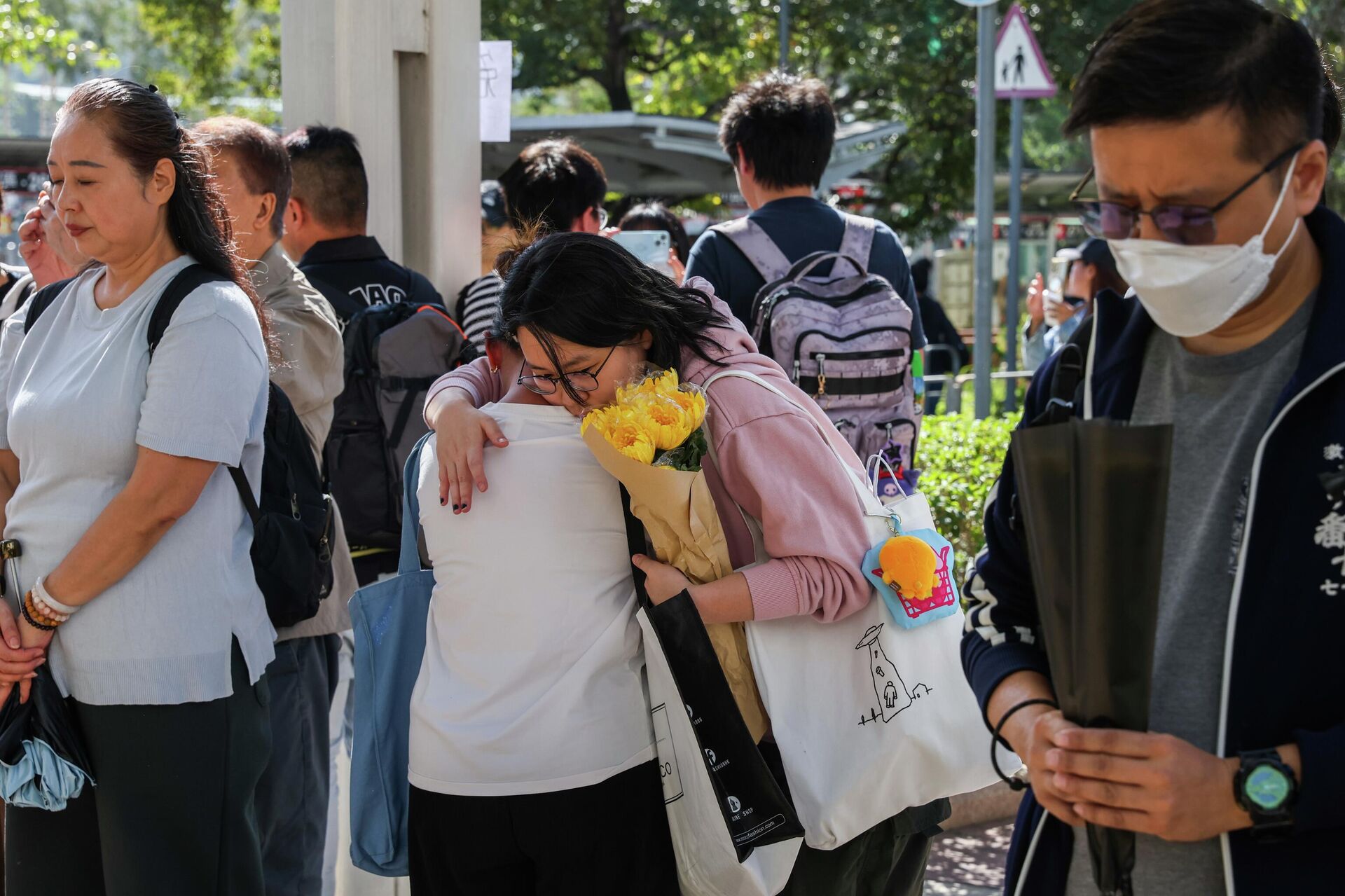 Hong Kong'daki yangın sonrası 3 günlük yas ilan edildi - Sputnik Türkiye, 1920, 29.11.2025