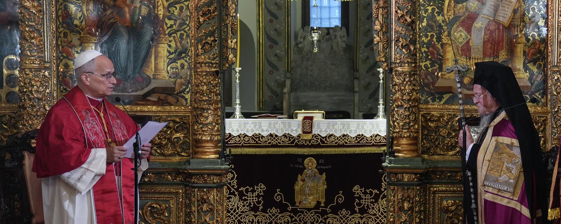 Papa 14. Leo Fener Rum Patrikhanesi'ni ziyaret etti - Sputnik Türkiye, 1920, 29.11.2025