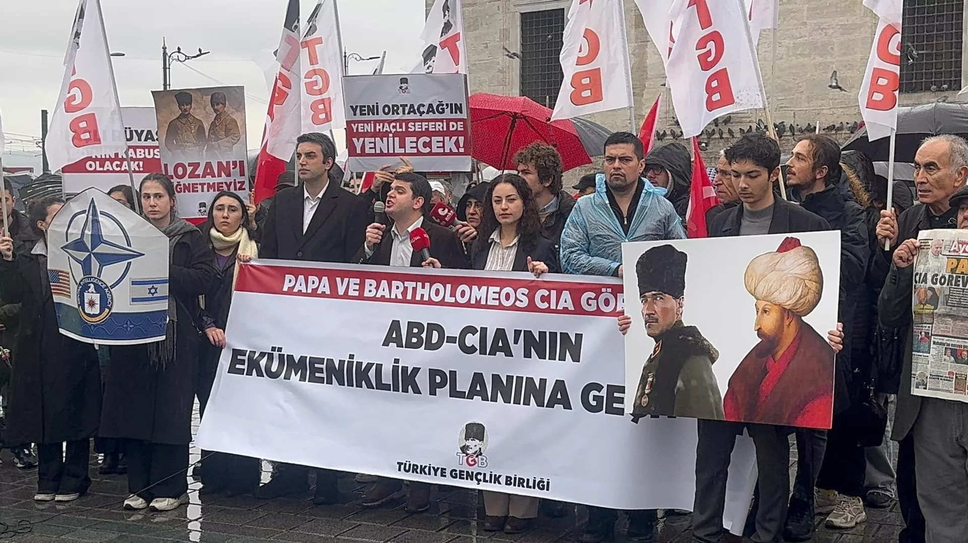 Papa 14. Leo, İstanbul'da protesto edildi - Sputnik Türkiye, 1920, 29.11.2025