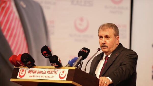 Büyük Birlik Partisi (BBP) Genel Başkanı Mustafa Destici - Sputnik Türkiye