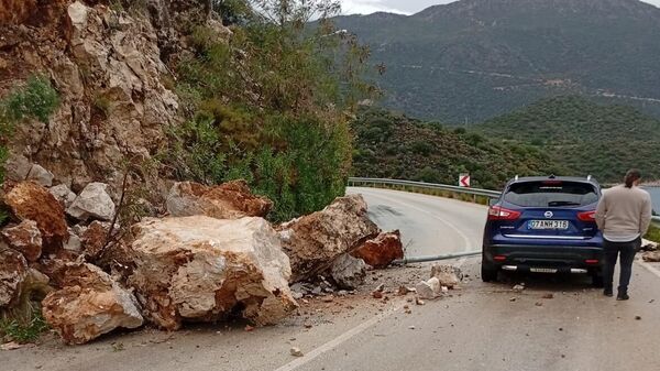 Antalya heyelan - Sputnik Türkiye