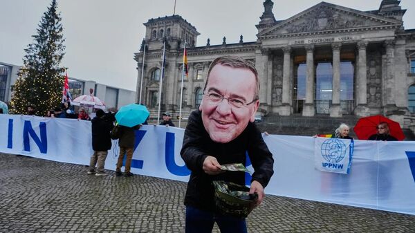 Almanya askerlik protestosu  - Sputnik Türkiye