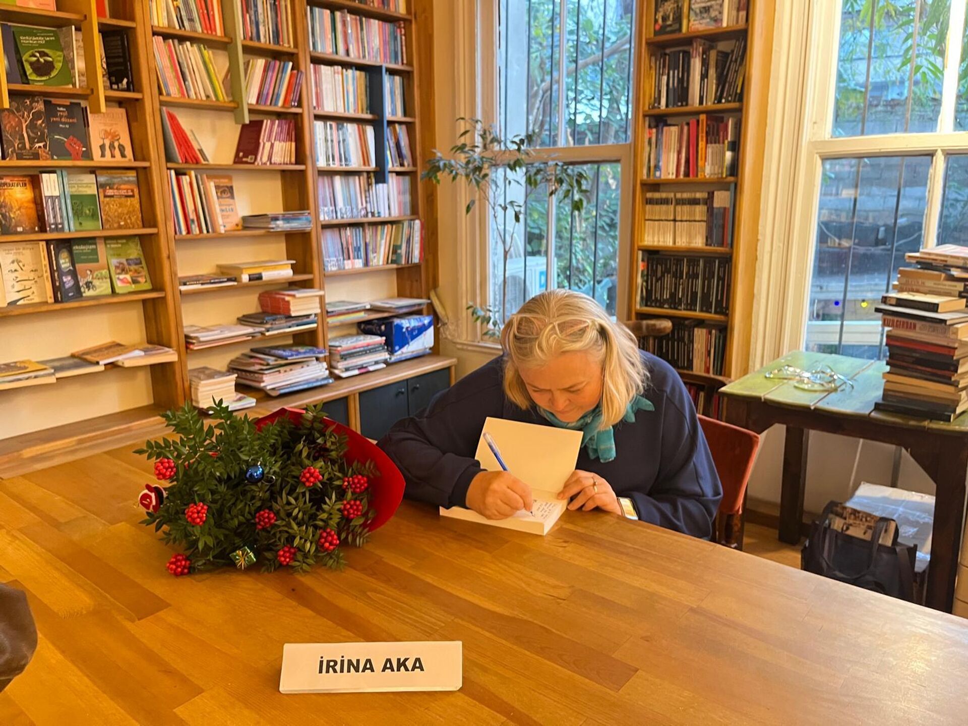 İrina Aka - Sputnik Türkiye, 1920, 08.12.2025