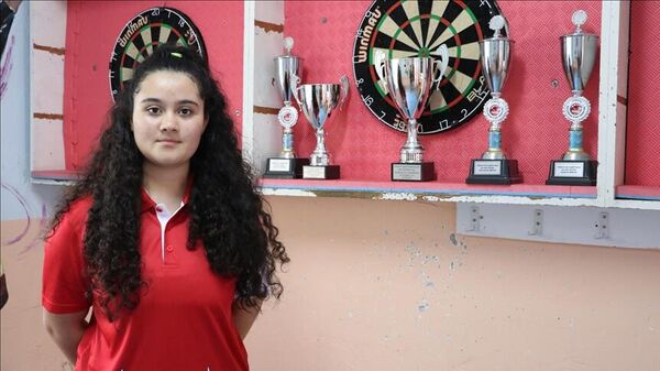 Milli dartçı Zehra Gemi - Sputnik Türkiye
