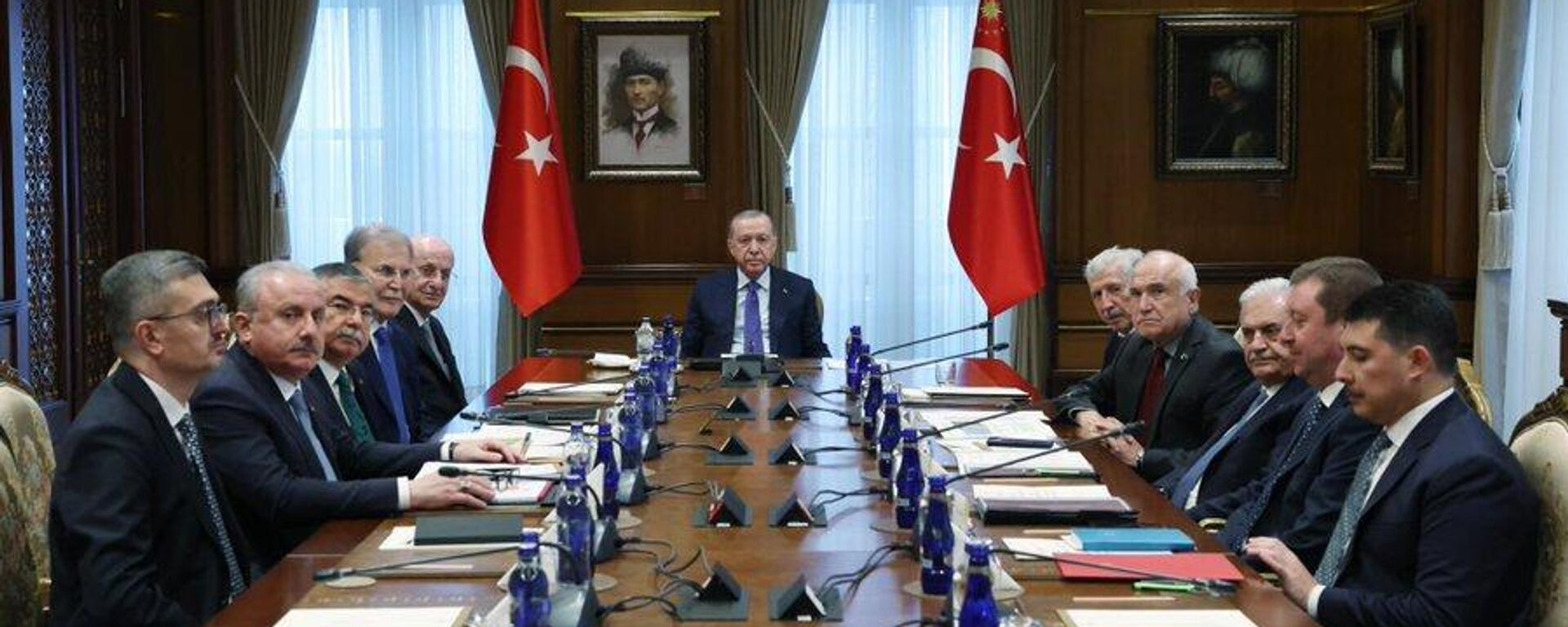 Yüksek İstişare Kurulu toplantısı  - Sputnik Türkiye, 1920, 10.12.2025